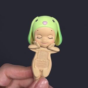 Sonny Angel Dreaming Series Hipper - Lop Ear Rabbit 🐰